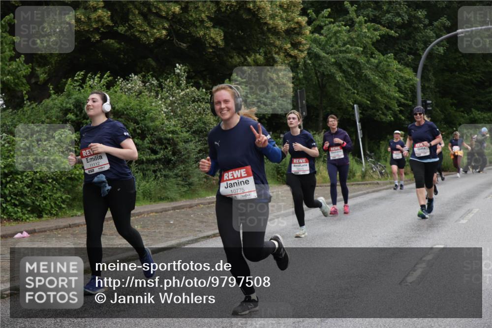 14.06.2026 - REWE Women's Run Jannik Wohlers http://msf.ph/oto/9797508 14.06.2026 10:00:47 Laufen 11112, 7, 10775 meine-sportfotos.de
