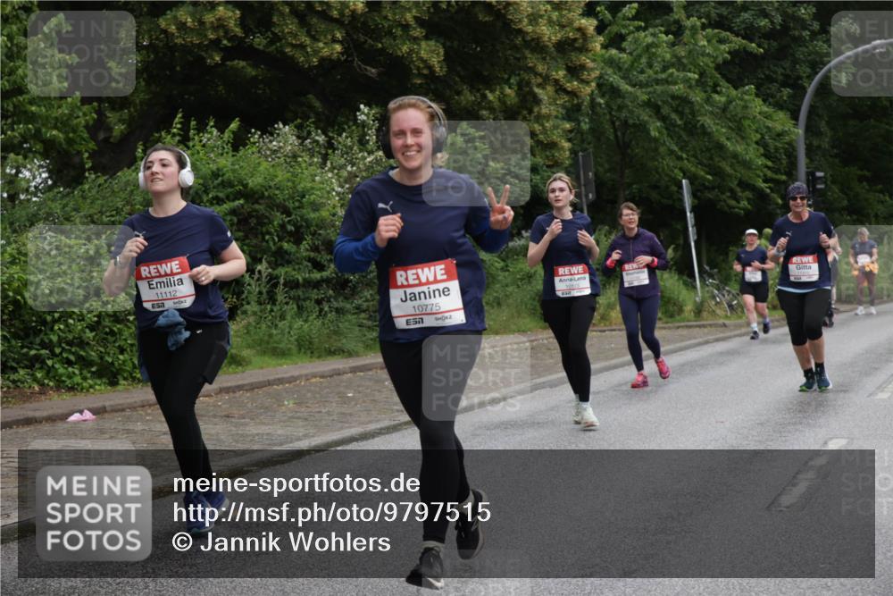 14.06.2026 - REWE Women's Run Jannik Wohlers http://msf.ph/oto/9797515 14.06.2026 10:00:47 Laufen 11112, 10775 meine-sportfotos.de