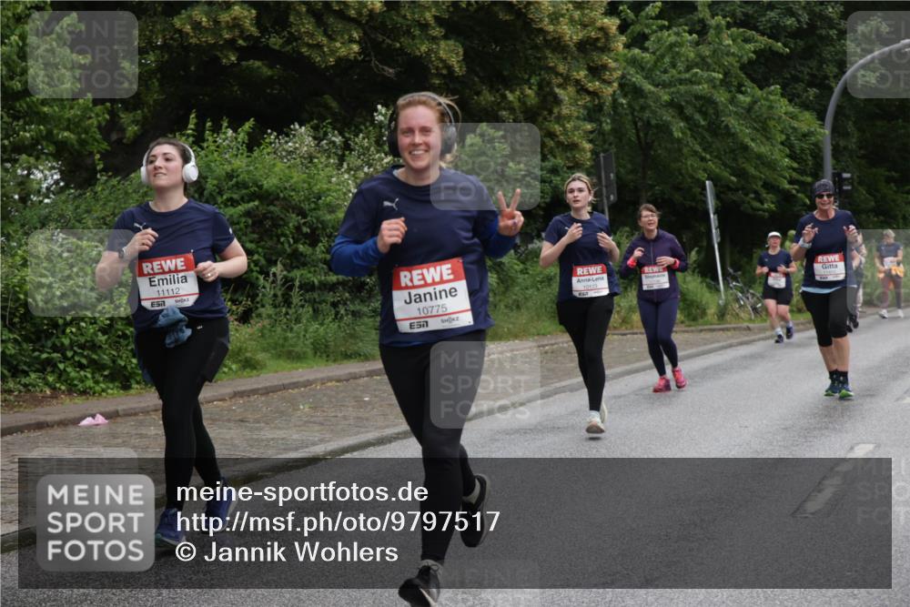14.06.2026 - REWE Women's Run Jannik Wohlers http://msf.ph/oto/9797517 14.06.2026 10:00:47 Laufen 11112, 650, 10775, 7, 10123 meine-sportfotos.de