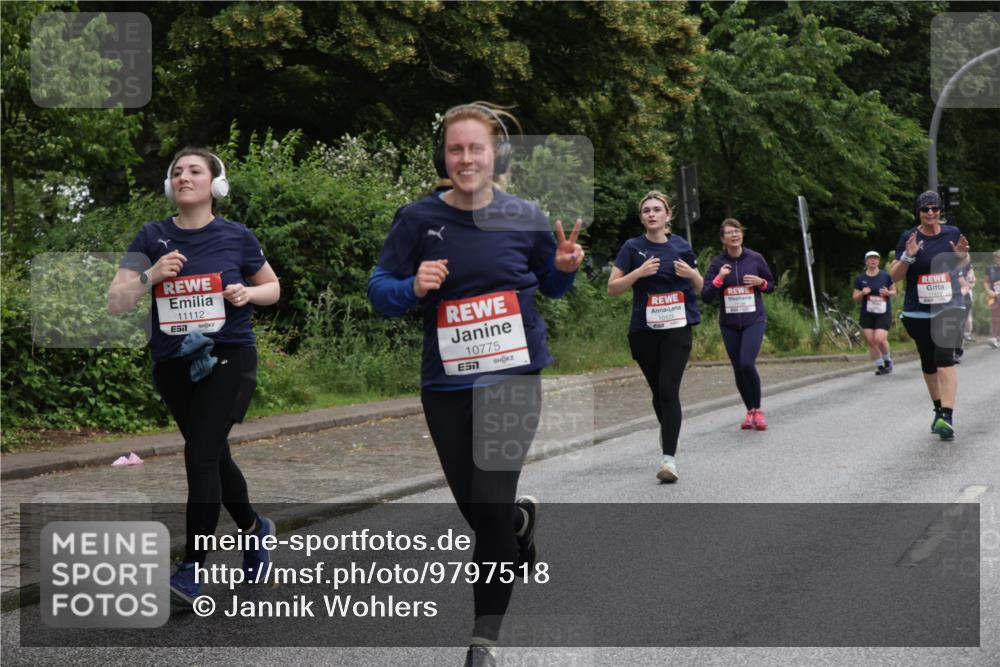 14.06.2026 - REWE Women's Run Jannik Wohlers http://msf.ph/oto/9797518 14.06.2026 10:00:47 Laufen 11112, 10775, 7, 10123 meine-sportfotos.de
