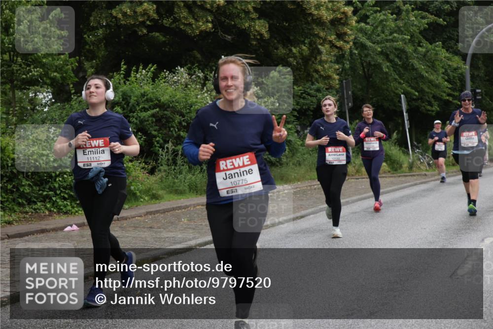 14.06.2026 - REWE Women's Run Jannik Wohlers http://msf.ph/oto/9797520 14.06.2026 10:00:47 Laufen 11112, 57, 10775, 10123 meine-sportfotos.de