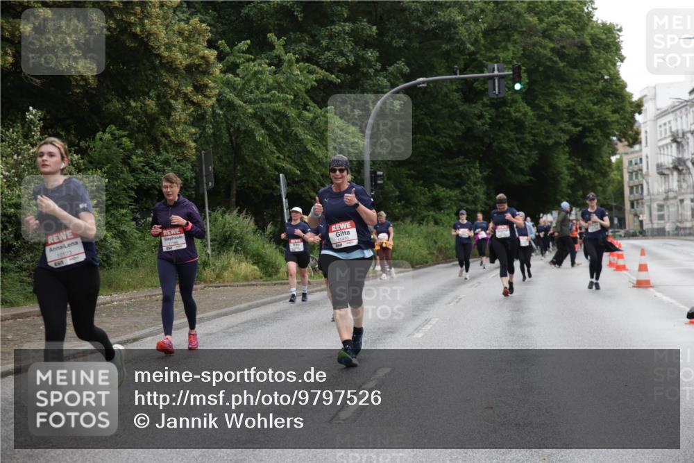 14.06.2026 - REWE Women's Run Jannik Wohlers http://msf.ph/oto/9797526 14.06.2026 10:00:48 Laufen 10123, 11410 meine-sportfotos.de