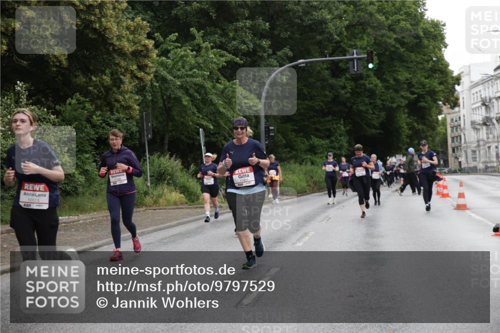 14.06.2026 - REWE Women's Run Jannik Wohlers http://msf.ph/oto/9797529 14.06.2026 10:00:48 Laufen 10123, 7, 11410 meine-sportfotos.de