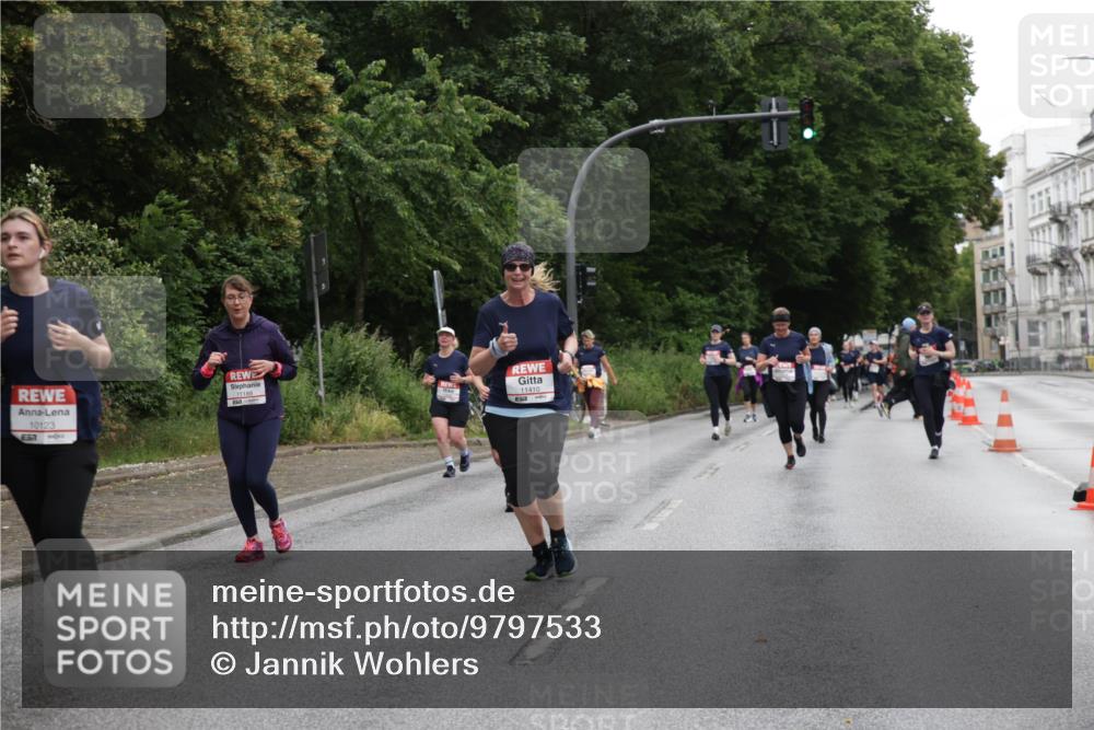 14.06.2026 - REWE Women's Run Jannik Wohlers http://msf.ph/oto/9797533 14.06.2026 10:00:49 Laufen 10123, 57, 11410 meine-sportfotos.de