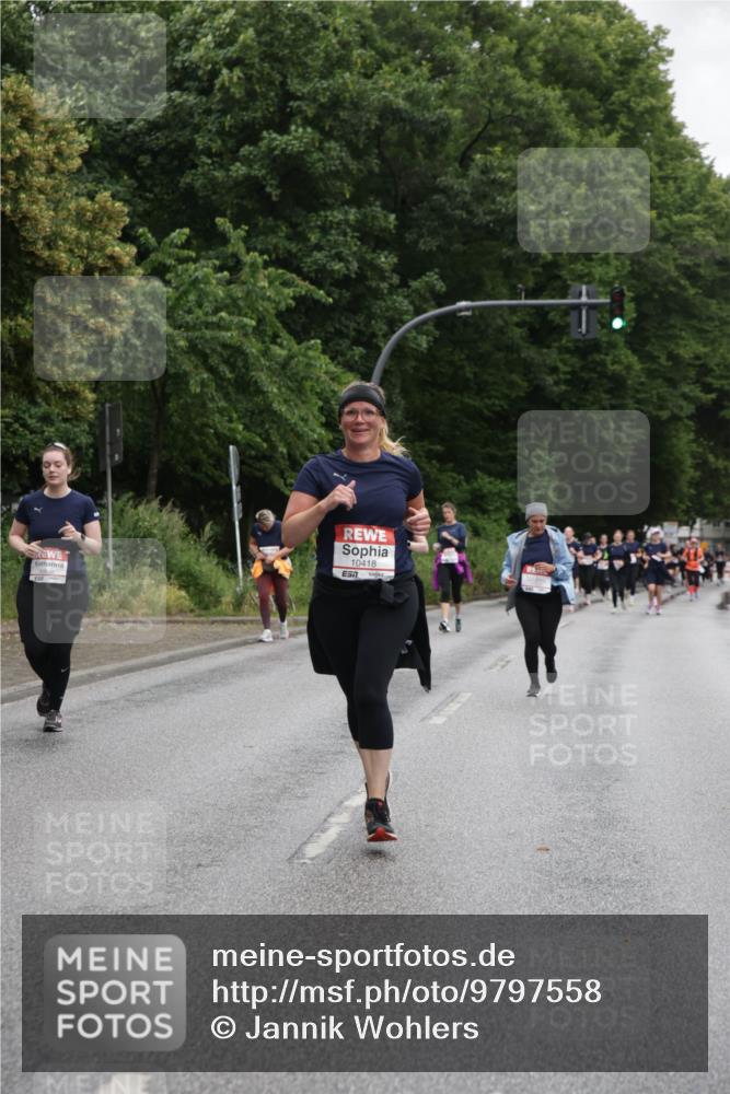 14.06.2026 - REWE Women's Run Jannik Wohlers http://msf.ph/oto/9797558 14.06.2026 10:00:53 Laufen 10418, 7 meine-sportfotos.de