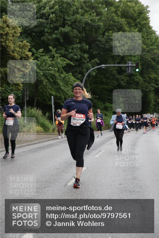 14.06.2026 - REWE Women's Run Jannik Wohlers http://msf.ph/oto/9797561 14.06.2026 10:00:53 Laufen 10418, 7 meine-sportfotos.de