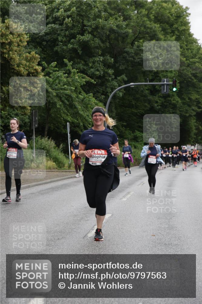 14.06.2026 - REWE Women's Run Jannik Wohlers http://msf.ph/oto/9797563 14.06.2026 10:00:53 Laufen 10418, 57 meine-sportfotos.de