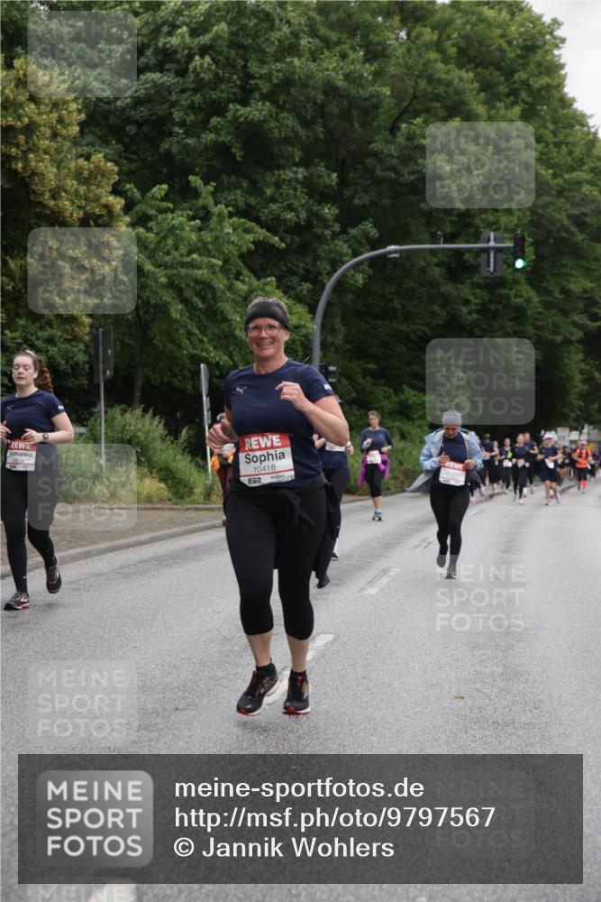 14.06.2026 - REWE Women's Run Jannik Wohlers http://msf.ph/oto/9797567 14.06.2026 10:00:53 Laufen 10418, 7 meine-sportfotos.de