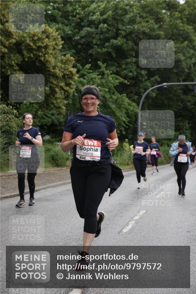 14.06.2026 - REWE Women's Run Jannik Wohlers http://msf.ph/oto/9797572 14.06.2026 10:00:54 Laufen 10418, 7 meine-sportfotos.de