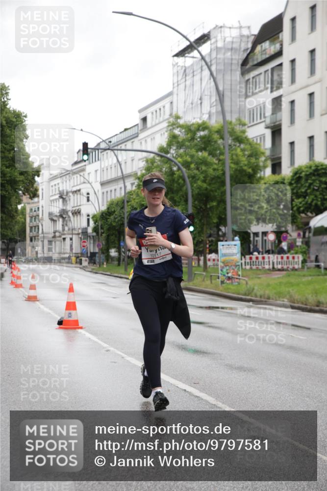 14.06.2026 - REWE Women's Run Jannik Wohlers http://msf.ph/oto/9797581 14.06.2026 10:00:55 Laufen 10117 meine-sportfotos.de