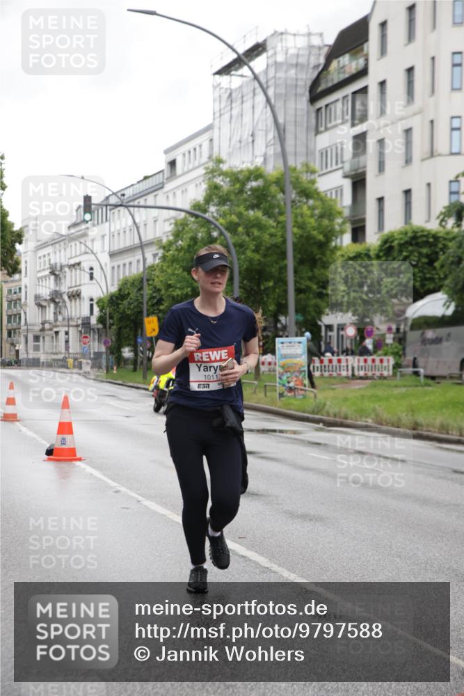14.06.2026 - REWE Women's Run Jannik Wohlers http://msf.ph/oto/9797588 14.06.2026 10:00:55 Laufen 01, 1011 meine-sportfotos.de