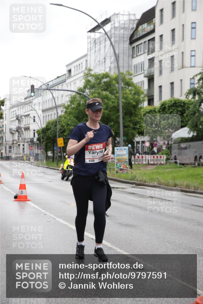14.06.2026 - REWE Women's Run Jannik Wohlers http://msf.ph/oto/9797591 14.06.2026 10:00:55 Laufen 10117, 7 meine-sportfotos.de