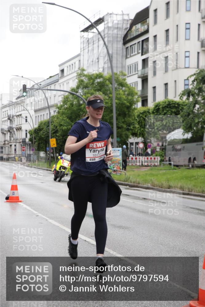 14.06.2026 - REWE Women's Run Jannik Wohlers http://msf.ph/oto/9797594 14.06.2026 10:00:55 Laufen 01, 10117 meine-sportfotos.de