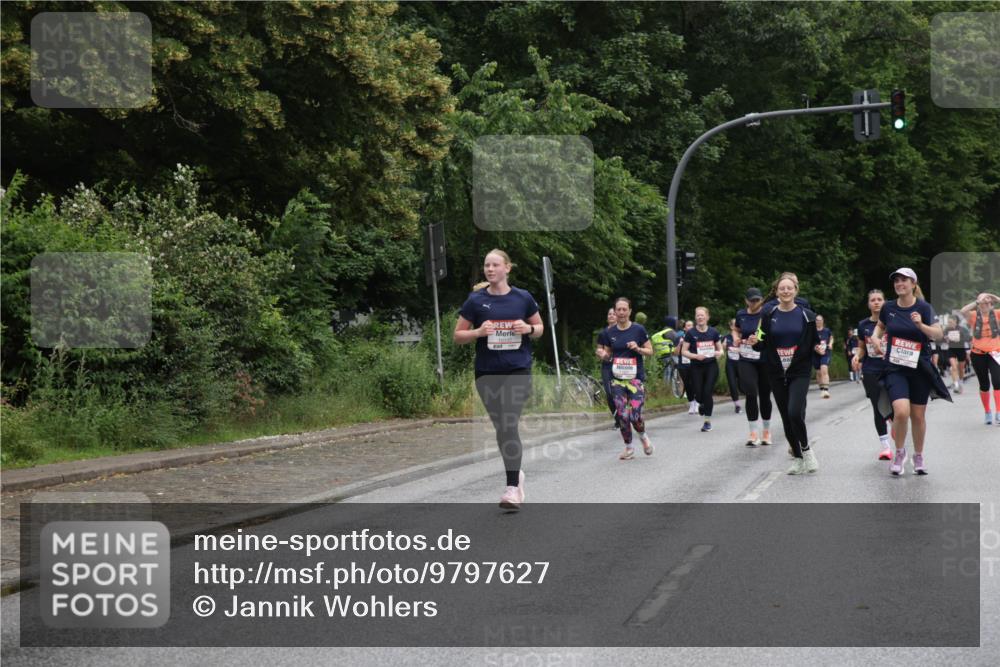 14.06.2026 - REWE Women's Run Jannik Wohlers http://msf.ph/oto/9797627 14.06.2026 10:01:03 Laufen 10332 meine-sportfotos.de