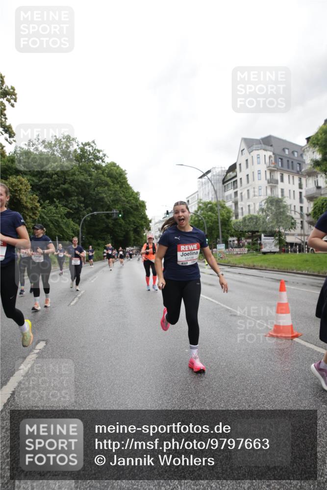 14.06.2026 - REWE Women's Run Jannik Wohlers http://msf.ph/oto/9797663 14.06.2026 10:01:08 Laufen 10726, 51 meine-sportfotos.de