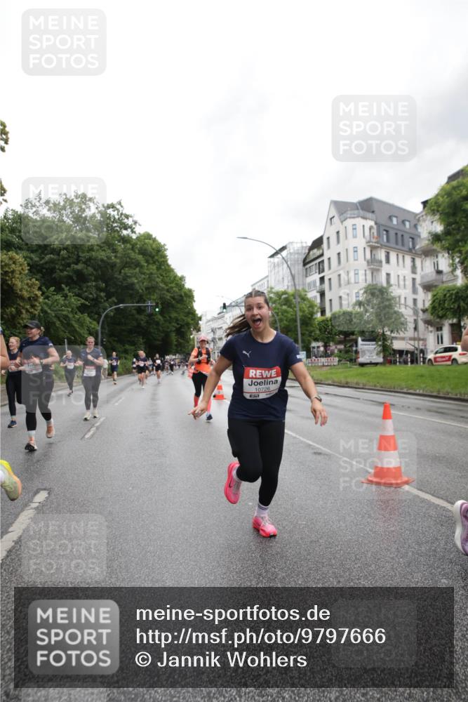 14.06.2026 - REWE Women's Run Jannik Wohlers http://msf.ph/oto/9797666 14.06.2026 10:01:08 Laufen 10726, 57 meine-sportfotos.de
