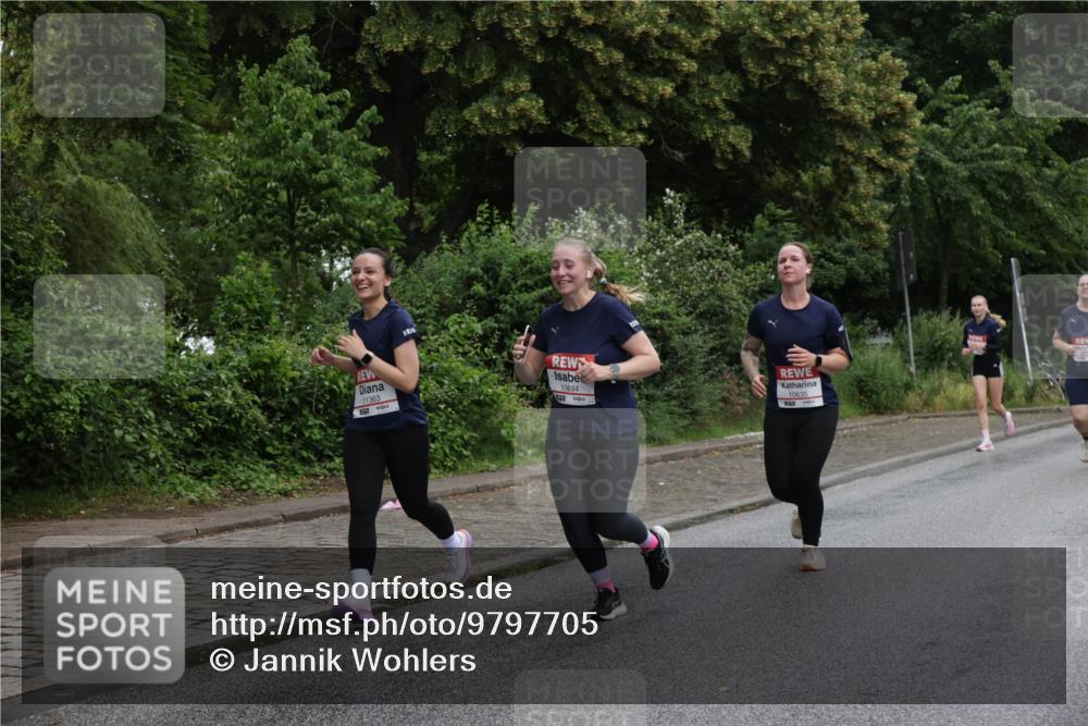 14.06.2026 - REWE Women's Run Jannik Wohlers http://msf.ph/oto/9797705 14.06.2026 10:01:13 Laufen 11363, 10694 meine-sportfotos.de