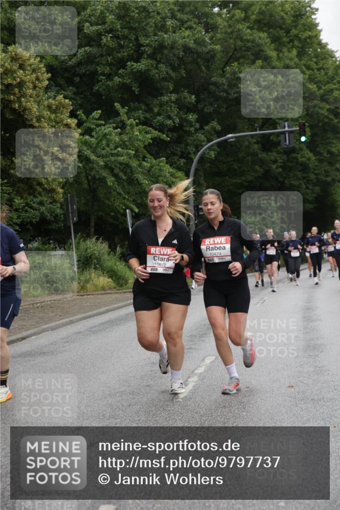 14.06.2026 - REWE Women's Run Jannik Wohlers http://msf.ph/oto/9797737 14.06.2026 10:01:16 Laufen 10672, 57, 10474, 657 meine-sportfotos.de