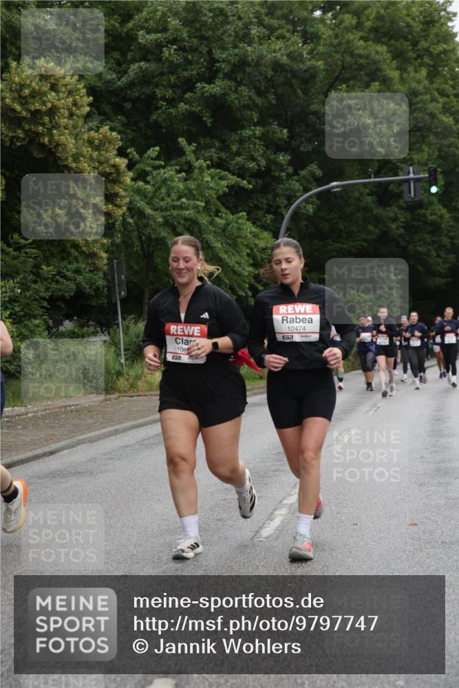 14.06.2026 - REWE Women's Run Jannik Wohlers http://msf.ph/oto/9797747 14.06.2026 10:01:16 Laufen 106, 51, 10474, 57 meine-sportfotos.de