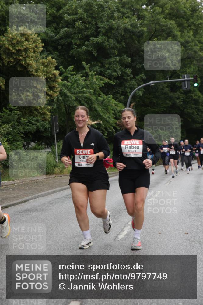 14.06.2026 - REWE Women's Run Jannik Wohlers http://msf.ph/oto/9797749 14.06.2026 10:01:16 Laufen 1067, 10474, 657 meine-sportfotos.de