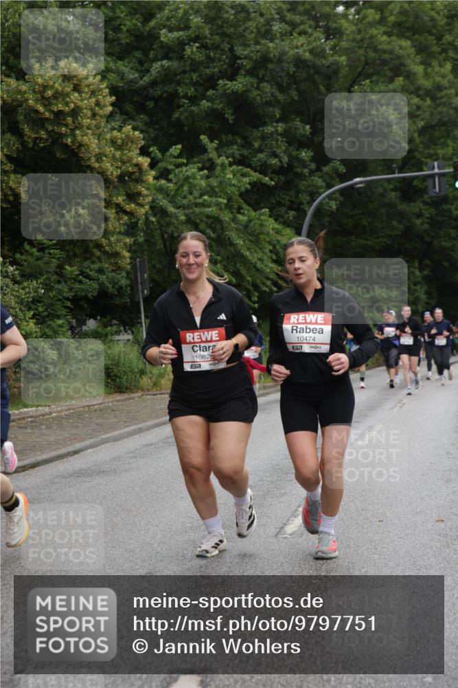 14.06.2026 - REWE Women's Run Jannik Wohlers http://msf.ph/oto/9797751 14.06.2026 10:01:16 Laufen 10672, 7, 10474, 57 meine-sportfotos.de