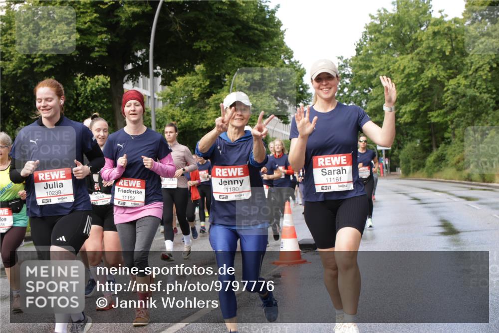 14.06.2026 - REWE Women's Run Jannik Wohlers http://msf.ph/oto/9797776 14.06.2026 09:11:59 Laufen 58, 10238, 11152, 10249, 1180, 11181, 657 meine-sportfotos.de