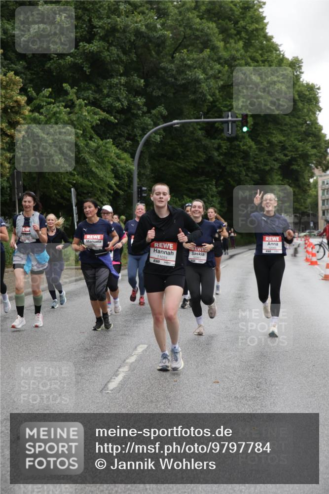 14.06.2026 - REWE Women's Run Jannik Wohlers http://msf.ph/oto/9797784 14.06.2026 10:01:22 Laufen 11239, 11031, 10061 meine-sportfotos.de