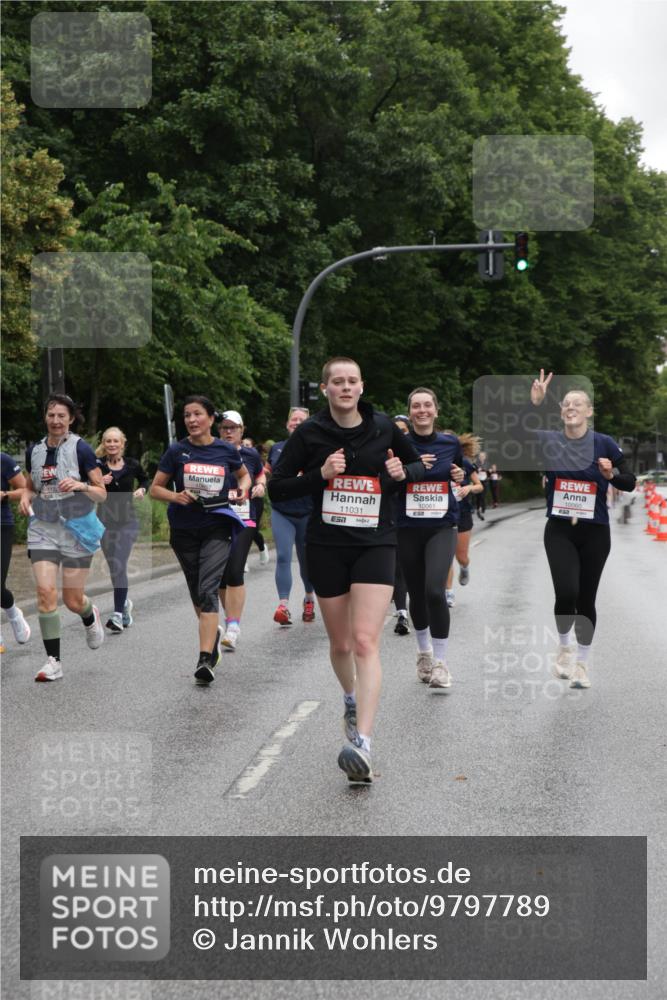 14.06.2026 - REWE Women's Run Jannik Wohlers http://msf.ph/oto/9797789 14.06.2026 10:01:22 Laufen 11031, 10061, 10060 meine-sportfotos.de