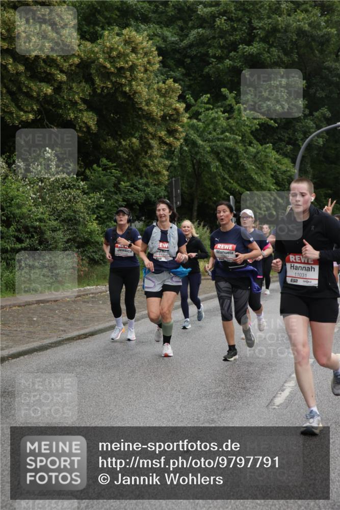 14.06.2026 - REWE Women's Run Jannik Wohlers http://msf.ph/oto/9797791 14.06.2026 10:01:23 Laufen 11233, 11031, 7 meine-sportfotos.de
