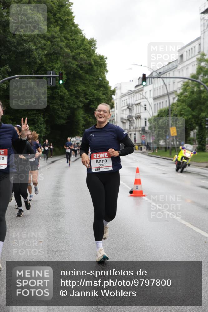 14.06.2026 - REWE Women's Run Jannik Wohlers http://msf.ph/oto/9797800 14.06.2026 10:01:24 Laufen 10060, 57 meine-sportfotos.de