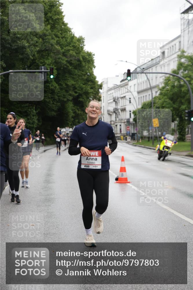 14.06.2026 - REWE Women's Run Jannik Wohlers http://msf.ph/oto/9797803 14.06.2026 10:01:24 Laufen 10060 meine-sportfotos.de