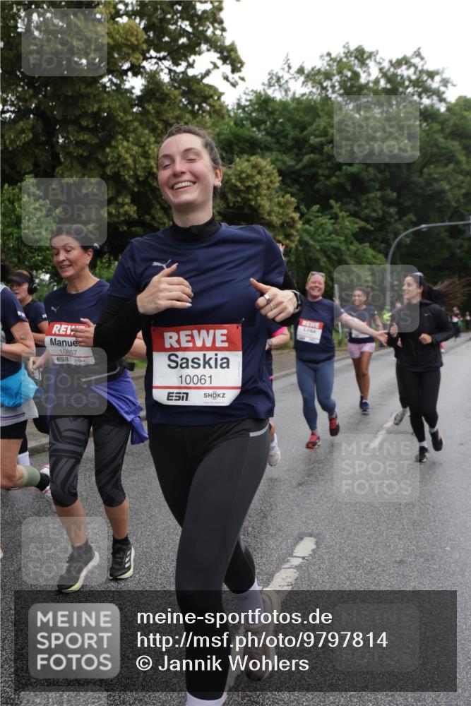 14.06.2026 - REWE Women's Run Jannik Wohlers http://msf.ph/oto/9797814 14.06.2026 10:01:25 Laufen 10857, 10061 meine-sportfotos.de