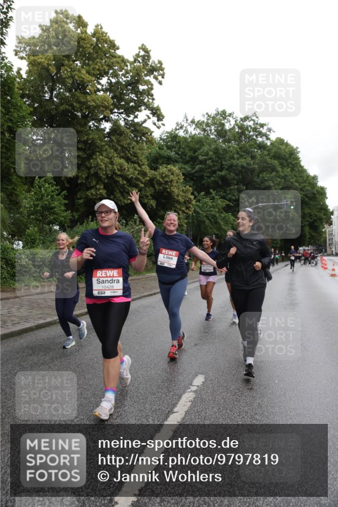 14.06.2026 - REWE Women's Run Jannik Wohlers http://msf.ph/oto/9797819 14.06.2026 10:01:26 Laufen 10428, 7, 10747 meine-sportfotos.de
