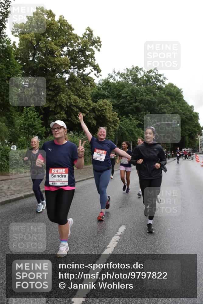 14.06.2026 - REWE Women's Run Jannik Wohlers http://msf.ph/oto/9797822 14.06.2026 10:01:26 Laufen 10428, 7, 10747 meine-sportfotos.de