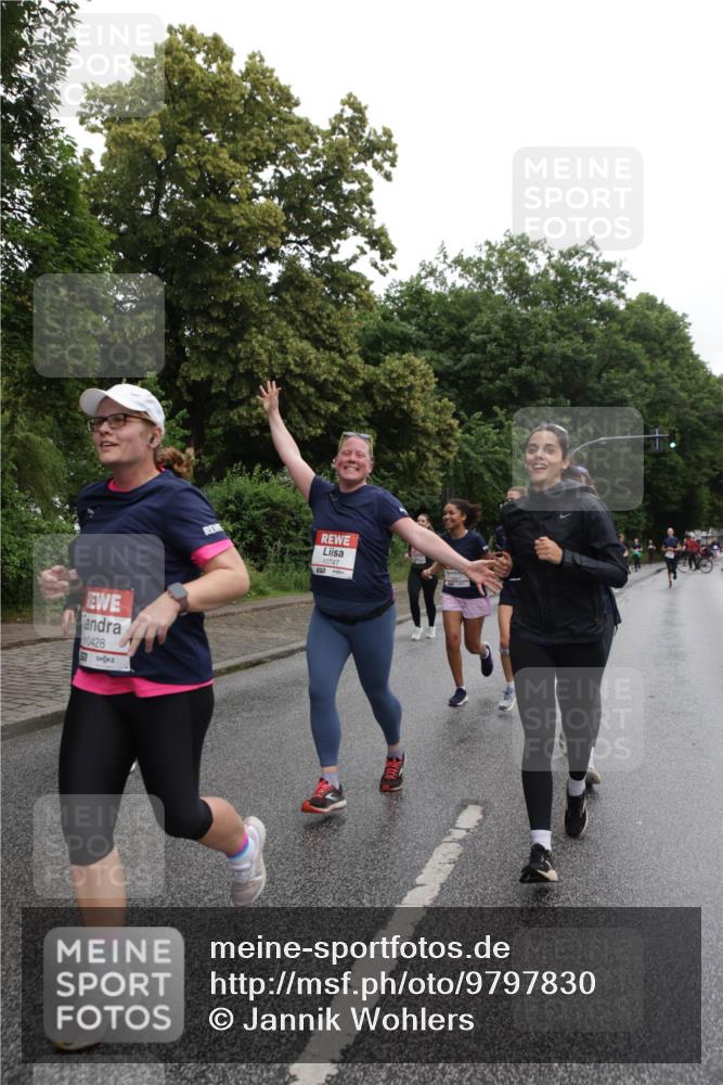 14.06.2026 - REWE Women's Run Jannik Wohlers http://msf.ph/oto/9797830 14.06.2026 10:01:27 Laufen 10428, 57, 10747 meine-sportfotos.de