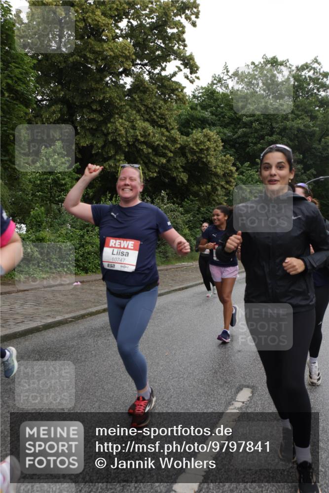 14.06.2026 - REWE Women's Run Jannik Wohlers http://msf.ph/oto/9797841 14.06.2026 10:01:27 Laufen 10747, 517 meine-sportfotos.de