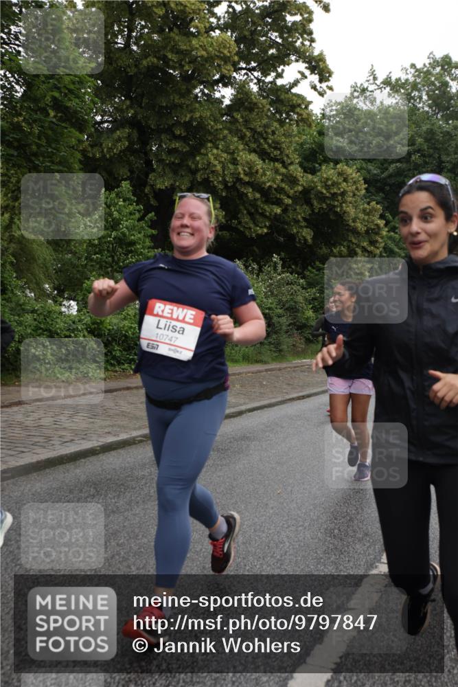 14.06.2026 - REWE Women's Run Jannik Wohlers http://msf.ph/oto/9797847 14.06.2026 10:01:27 Laufen 10747, 517 meine-sportfotos.de