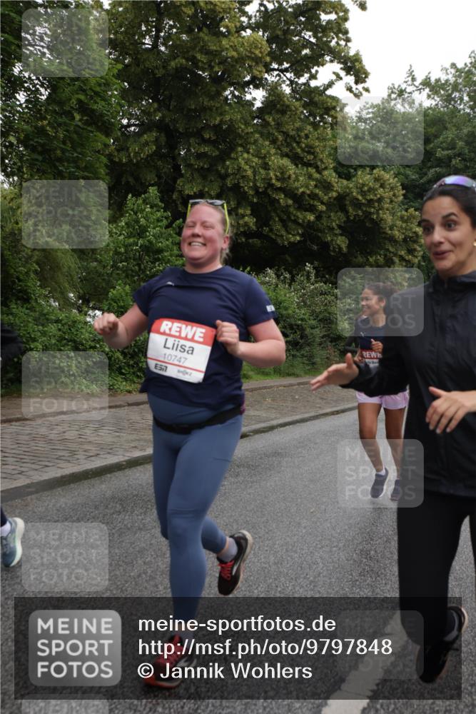 14.06.2026 - REWE Women's Run Jannik Wohlers http://msf.ph/oto/9797848 14.06.2026 10:01:27 Laufen 3, 10747, 517 meine-sportfotos.de