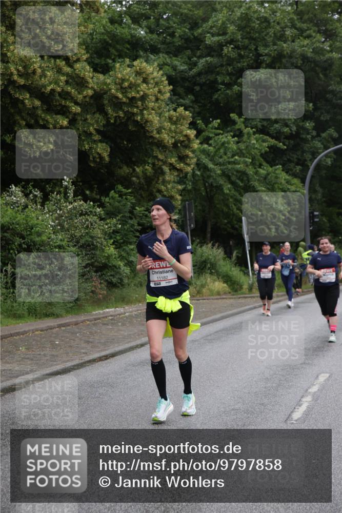 14.06.2026 - REWE Women's Run Jannik Wohlers http://msf.ph/oto/9797858 14.06.2026 10:01:31 Laufen 11182, 57 meine-sportfotos.de