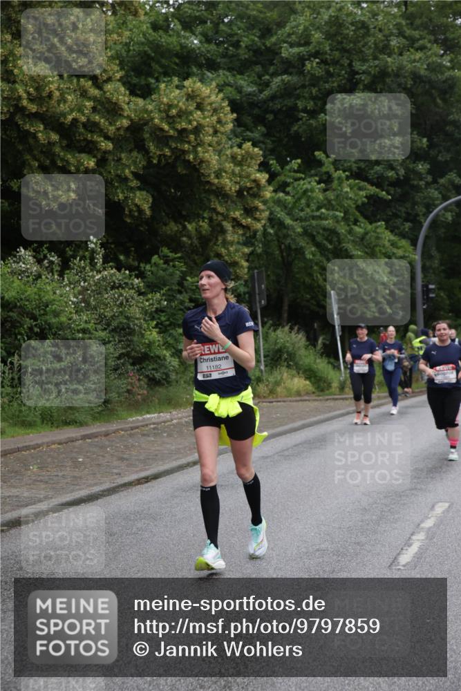 14.06.2026 - REWE Women's Run Jannik Wohlers http://msf.ph/oto/9797859 14.06.2026 10:01:31 Laufen 11182, 517 meine-sportfotos.de