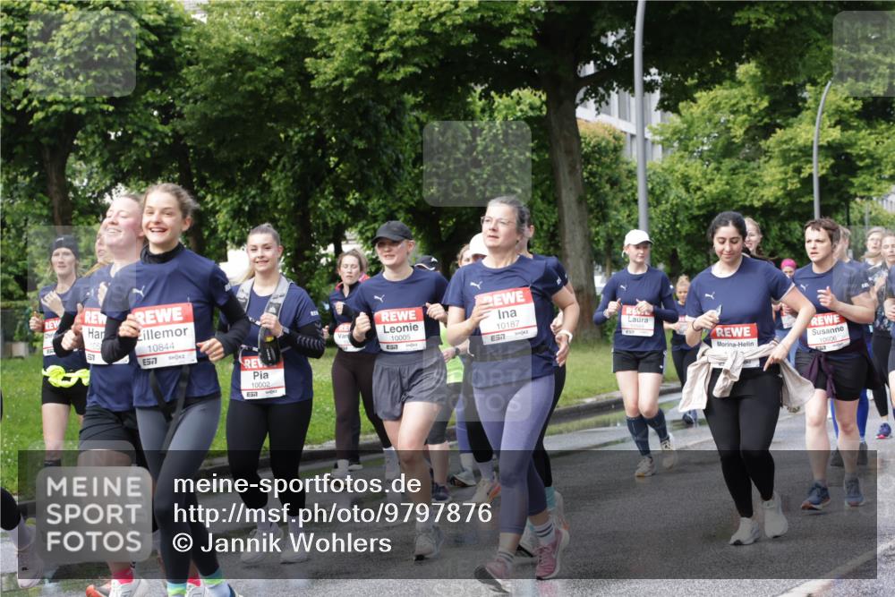 14.06.2026 - REWE Women's Run Jannik Wohlers http://msf.ph/oto/9797876 14.06.2026 09:12:07 Laufen 105, 57, 10844, 577, 10002, 10005, 7, 57, 10187, 10606 meine-sportfotos.de
