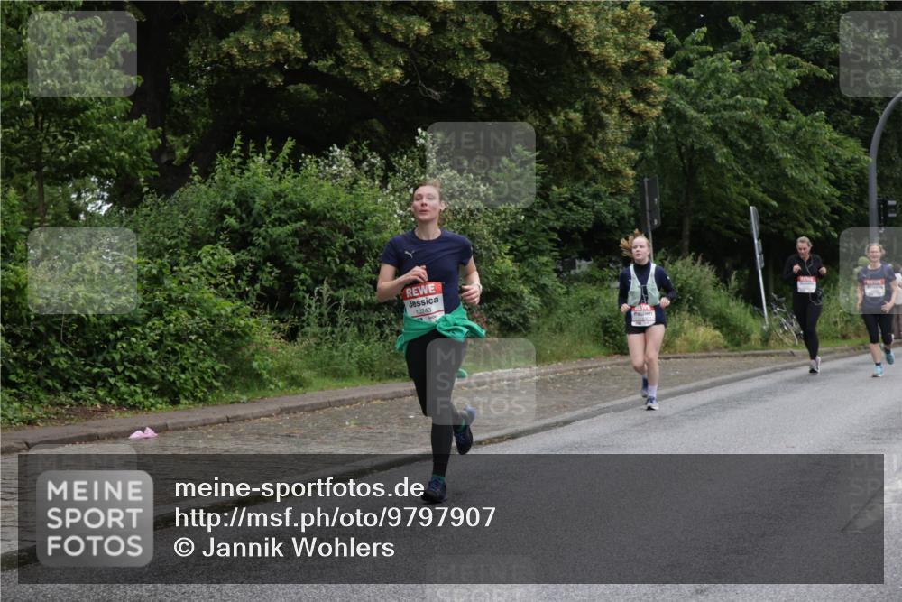 14.06.2026 - REWE Women's Run Jannik Wohlers http://msf.ph/oto/9797907 14.06.2026 10:01:39 Laufen 10243 meine-sportfotos.de