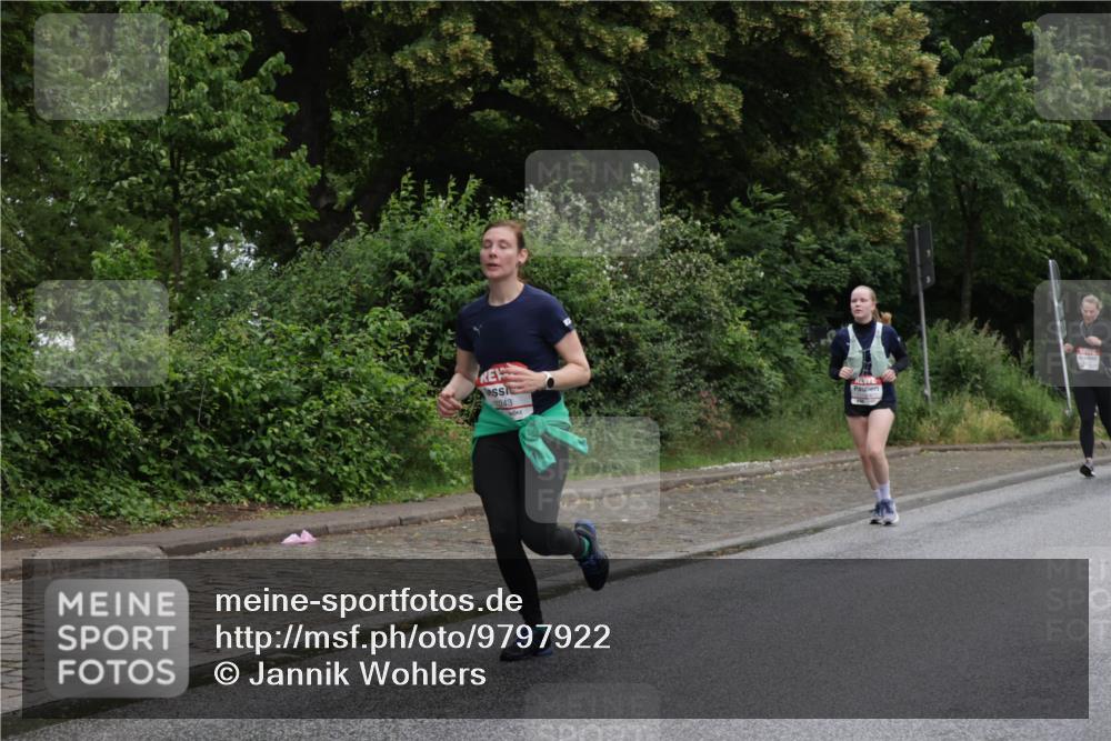 14.06.2026 - REWE Women's Run Jannik Wohlers http://msf.ph/oto/9797922 14.06.2026 10:01:40 Laufen 243 meine-sportfotos.de