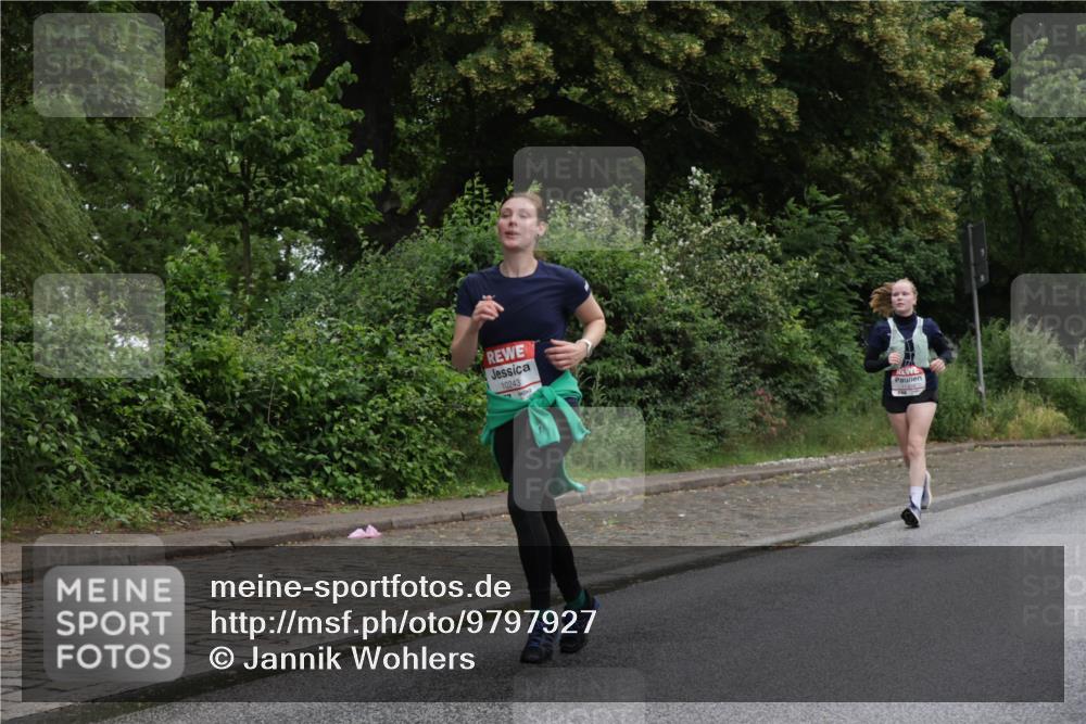 14.06.2026 - REWE Women's Run Jannik Wohlers http://msf.ph/oto/9797927 14.06.2026 10:01:40 Laufen 10243 meine-sportfotos.de