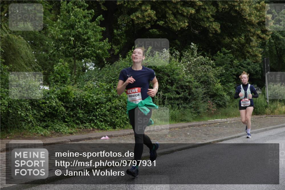 14.06.2026 - REWE Women's Run Jannik Wohlers http://msf.ph/oto/9797931 14.06.2026 10:01:40 Laufen 10243 meine-sportfotos.de