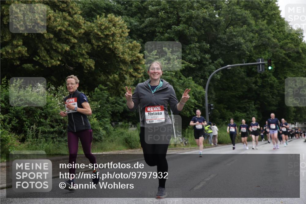 14.06.2026 - REWE Women's Run Jannik Wohlers http://msf.ph/oto/9797932 14.06.2026 10:01:46 Laufen 10791, 657 meine-sportfotos.de