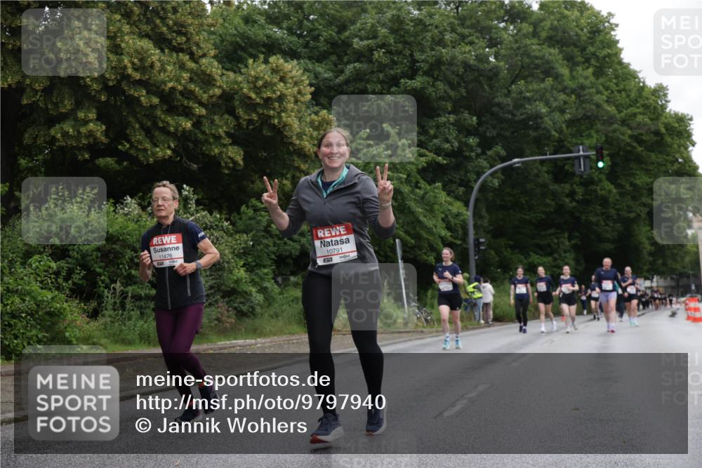 14.06.2026 - REWE Women's Run Jannik Wohlers http://msf.ph/oto/9797940 14.06.2026 10:01:46 Laufen 11476, 10791, 57 meine-sportfotos.de