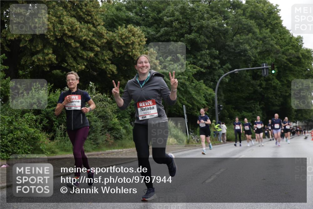 14.06.2026 - REWE Women's Run Jannik Wohlers http://msf.ph/oto/9797944 14.06.2026 10:01:46 Laufen 11476, 5, 10791, 57 meine-sportfotos.de