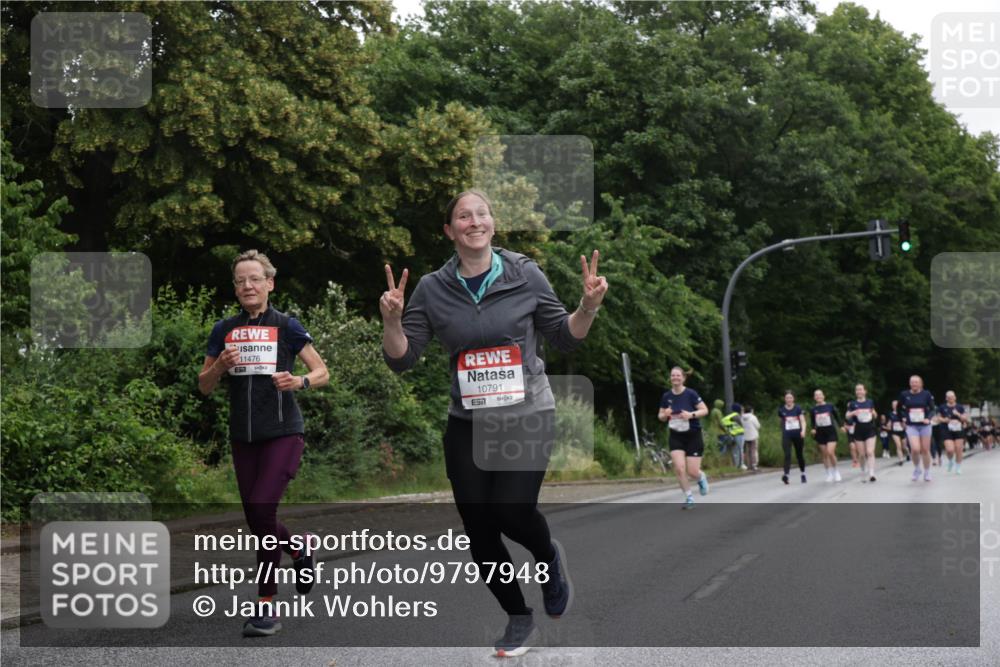 14.06.2026 - REWE Women's Run Jannik Wohlers http://msf.ph/oto/9797948 14.06.2026 10:01:46 Laufen 11476, 57, 10791, 57 meine-sportfotos.de