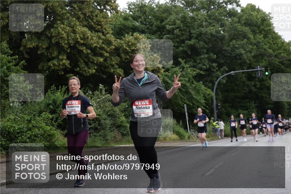 14.06.2026 - REWE Women's Run Jannik Wohlers http://msf.ph/oto/9797949 14.06.2026 10:01:46 Laufen 11476, 57, 10791, 57 meine-sportfotos.de